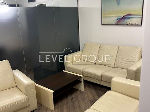 комерційна за адресою Тарасівська вул., 36