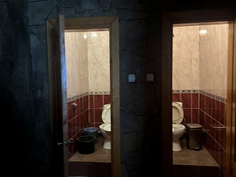 комерційна за адресою Вернадського вул., 4