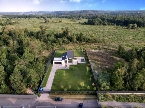 будинок за адресою Жовтнева вул.