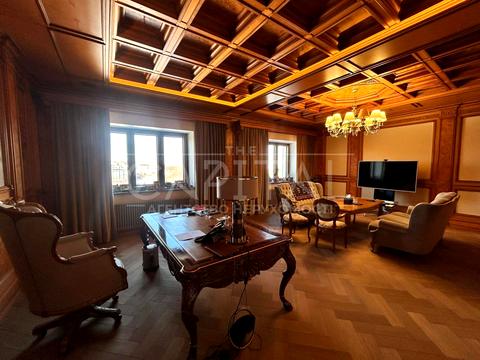 комерційна за адресою Київ, Ломаківська вул. (Мічуріна), 45