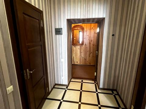 квартира за адресою Зарічанська вул., 11л