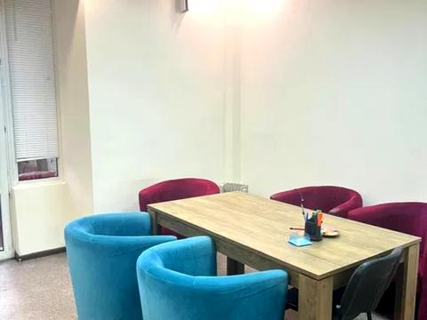 комерційна за адресою Олеся Гончара вул., 37-А