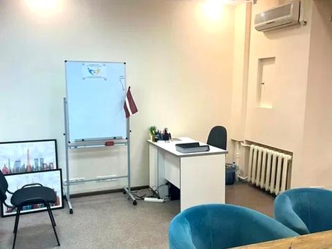 комерційна за адресою Олеся Гончара вул., 37-А