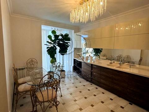 квартира за адресою Феодосійський пров., 14