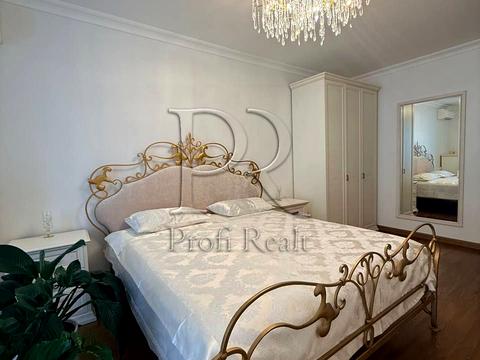 квартира за адресою Феодосійський пров., 14