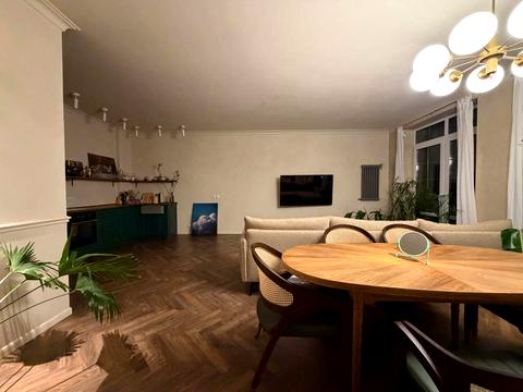 квартира за адресою 93-ї Холодноярської Бригади вул., 10