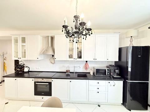 квартира за адресою Вишняківська вул., 9