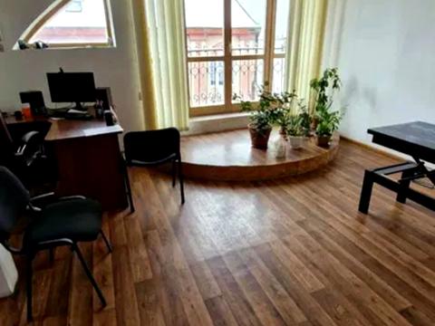 квартира за адресою Августина Волошина вул., 19