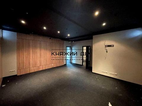 комерційна за адресою Соломії Крушельницької вул., 7