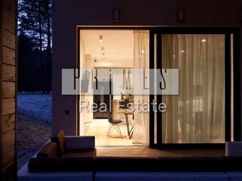 будинок за адресою с. Лісники, Вишнева вул.