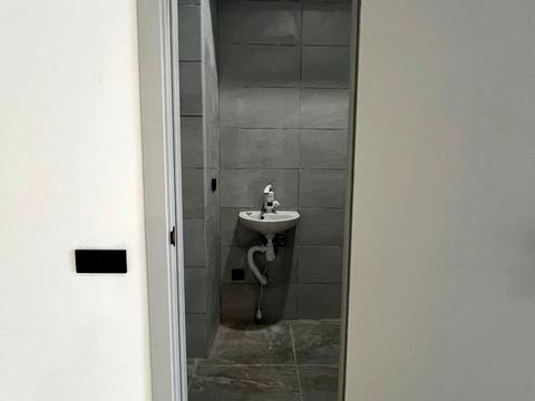 коммерческая по адресу Княгинин ул., (Будинок 15)