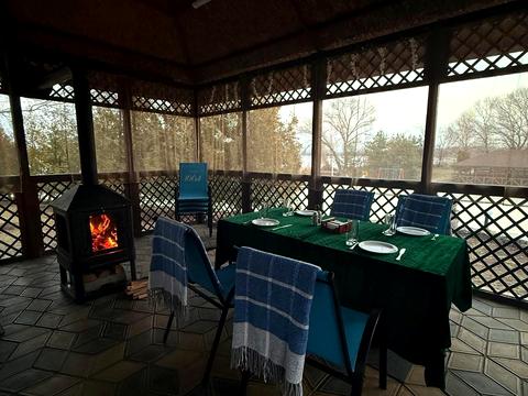 коммерческая по адресу Лейтенанта Днепрова набережная ул., 115