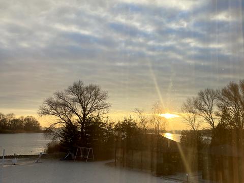 коммерческая по адресу Лейтенанта Днепрова набережная ул., 115