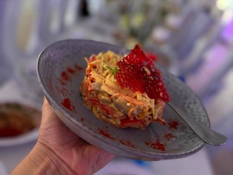 коммерческая по адресу Лейтенанта Днепрова набережная ул., 115