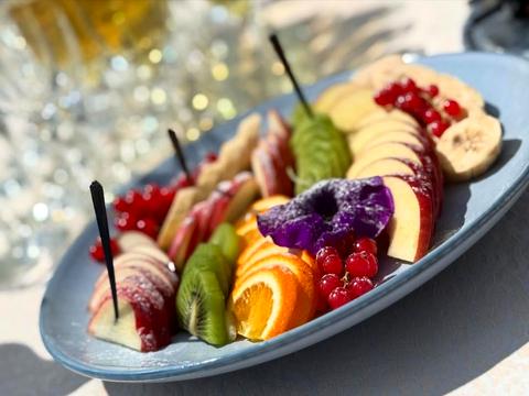 коммерческая по адресу Лейтенанта Днепрова набережная ул., 115