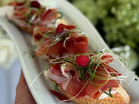 коммерческая по адресу Лейтенанта Днепрова набережная ул., 115