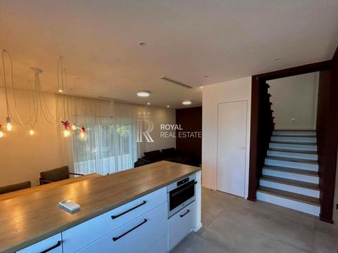 будинок за адресою Віктора Швеця вул. (Шляхова), 24