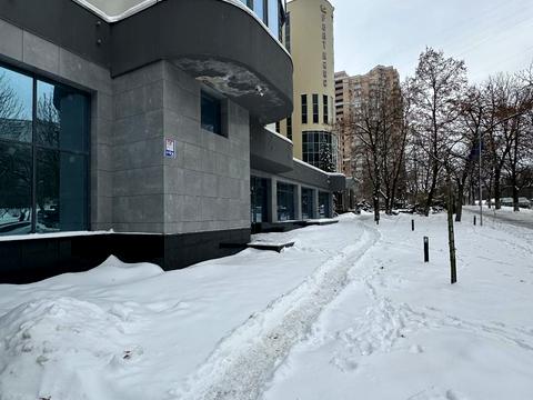 комерційна за адресою Голосіївська вул., 7 к3