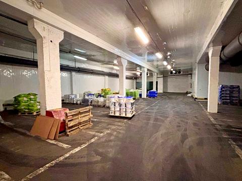 коммерческая по адресу Журналістів ул., 7В