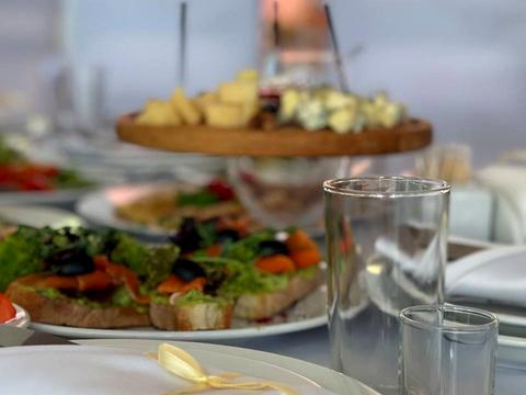 коммерческая по адресу Лейтенанта Днепрова набережная ул., 115