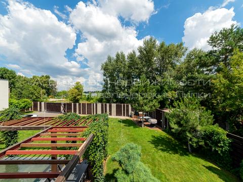 дом по адресу Февральская ул.