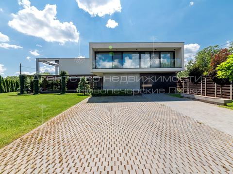 дом по адресу Февральская ул.