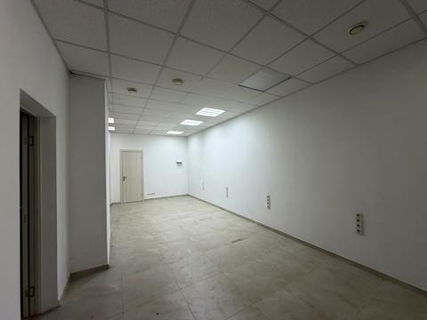 коммерческая по адресу Антоновича ул. (Горького), 157