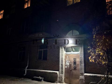 коммерческая по адресу Генерала Алмазова ул. (Кутузова), 1