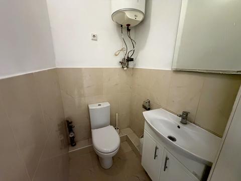 коммерческая по адресу Антоновича ул. (Горького), 157