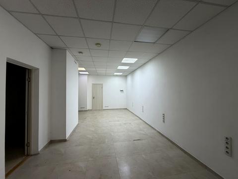 коммерческая по адресу Антоновича ул. (Горького), 157