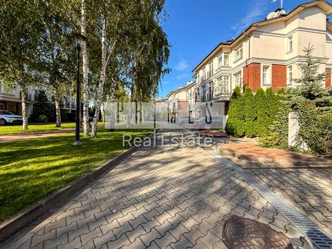 будинок за адресою смт. Козин, Старокиївська вул.