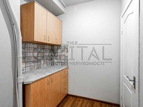 комерційна за адресою Київ, Хорива вул., 31-А