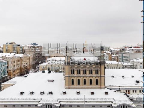 комерційна за адресою Богдана Хмельницького вул., 19