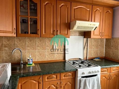 квартира за адресою Тролейбусна вул., 11