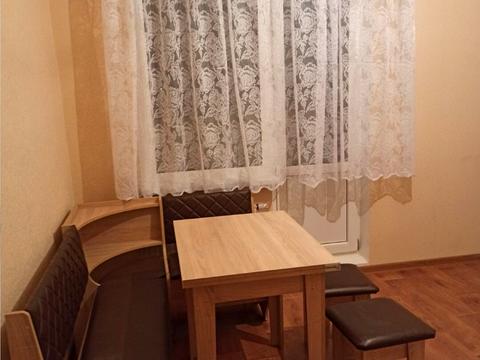 квартира за адресою Ревуцького вул., 54