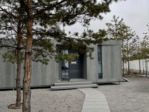 будинок за адресою Привітна, 1а