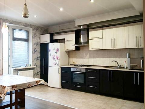 квартира за адресою Академіка Сахарова вул., 36