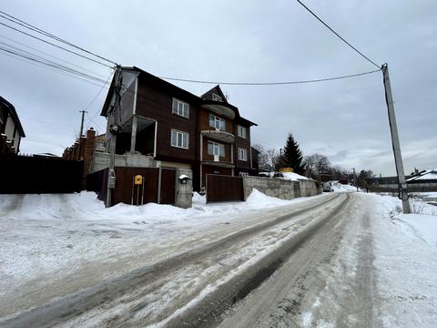 комерційна за адресою Метрологічна вул., 58-Б