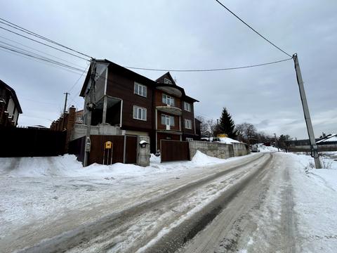 комерційна за адресою Метрологічна вул., 58-Б