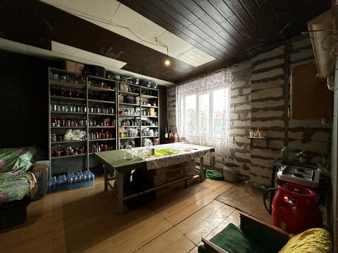 комерційна за адресою Метрологічна вул., 58-Б