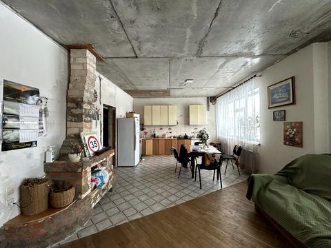 комерційна за адресою Метрологічна вул., 58-Б