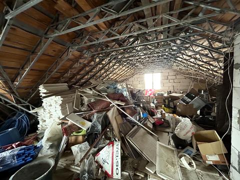 комерційна за адресою Метрологічна вул., 58-Б