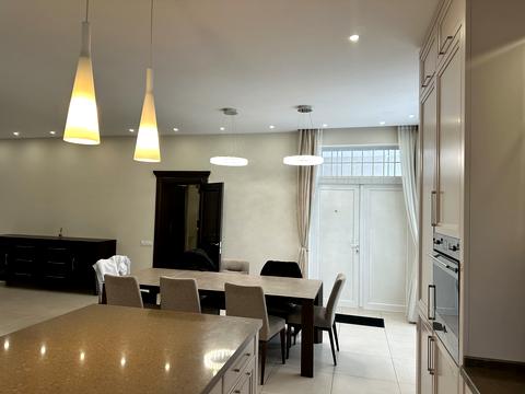 будинок за адресою Порічкова вул., 166