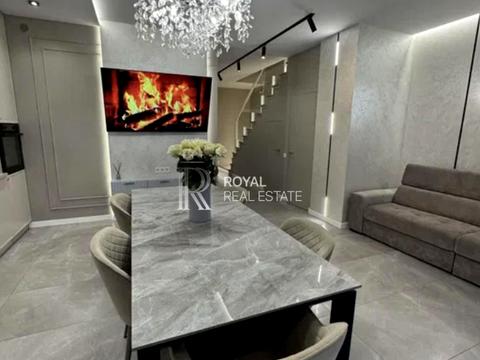 дом по адресу вул. Молодіжна