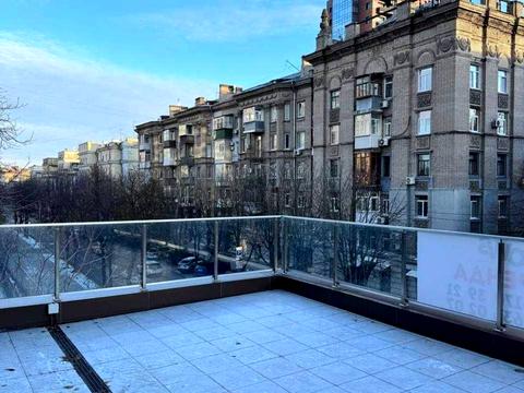 коммерческая по адресу Володимира Вернадського ул. (Дзержинського), 29-К