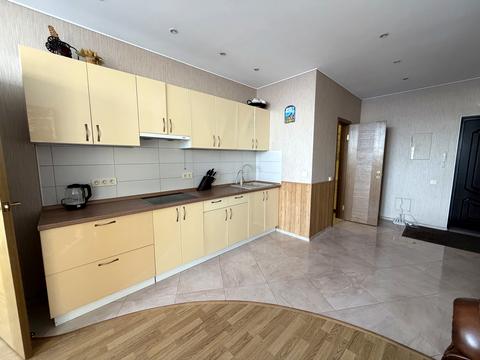 квартира за адресою Володимира Івасюка просп. (Героїв Сталінграду), 2-Д