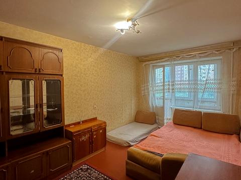 квартира за адресою Андрія Мельника вул., 14