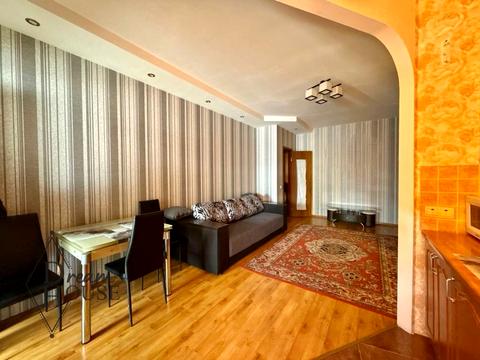 квартира за адресою Грушевського вул., 16