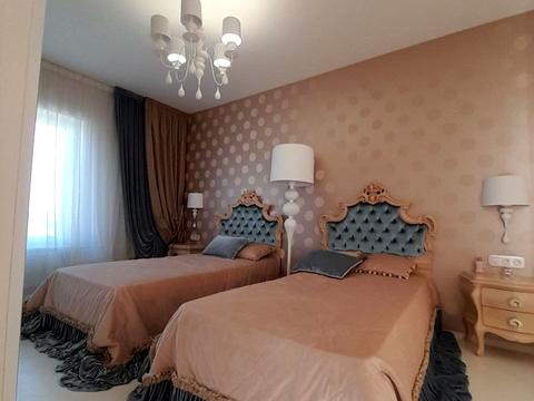 будинок за адресою Олександра Матросова вул.