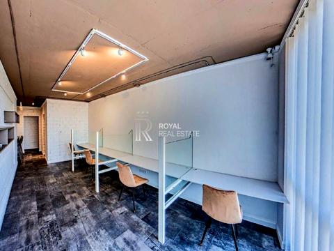 комерційна за адресою Зарічна вул., 6 к1